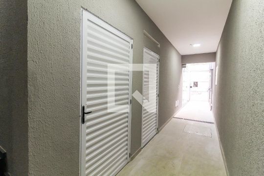 Corredor de kitnet/studio à venda com 1 quarto, 26m² em Vila Prudente, São Paulo