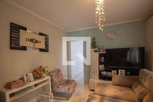 Sala da Casa 2 de casa à venda com 4 quartos, 150m² em Vila Medeiros, São Paulo