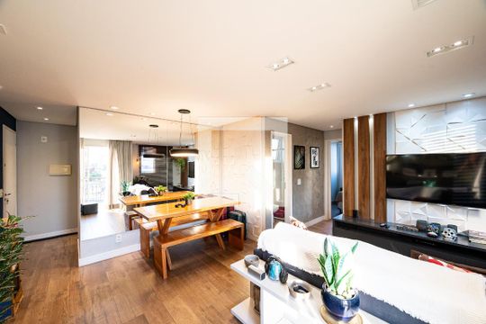 Sala de apartamento à venda com 2 quartos, 63m² em Vila Paulista, São Paulo