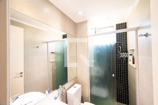 Banheiro da Suíte de apartamento à venda com 2 quartos, 63m² em Vila Paulista, São Paulo