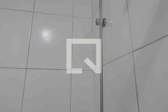Banheiro de casa para alugar com 3 quartos, 70m² em Sorocaba, Sorocaba