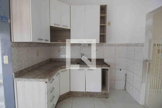 Cozinha de casa para alugar com 3 quartos, 70m² em Sorocaba, Sorocaba