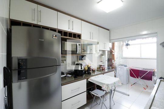 Cozinha e Área de Serviço de apartamento à venda com 3 quartos, 98m² em Limão, São Paulo