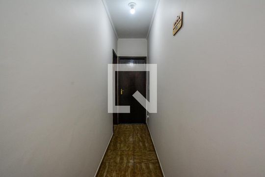 Corredor de apartamento à venda com 2 quartos, 72m² em Vila Pires, Santo André