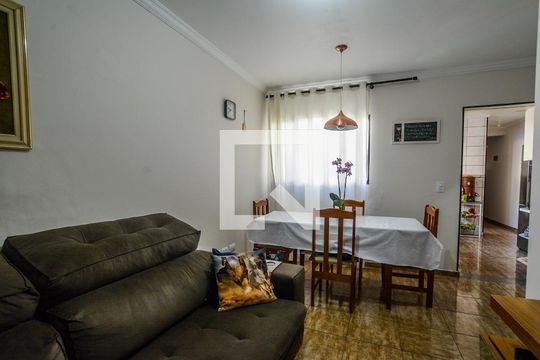 Apartamento à venda com 2 quartos, 72m² em Vila Pires, Santo André