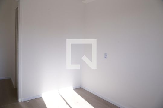 Quarto de apartamento à venda com 1 quarto, 58m² em Vila Guedes, São Paulo