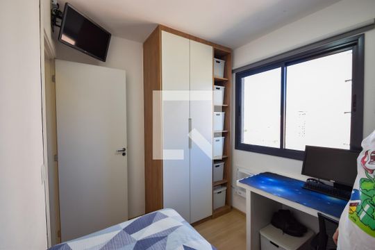 Quarto 1 de apartamento para alugar com 2 quartos, 49m² em Todos Os Santos, Rio de Janeiro
