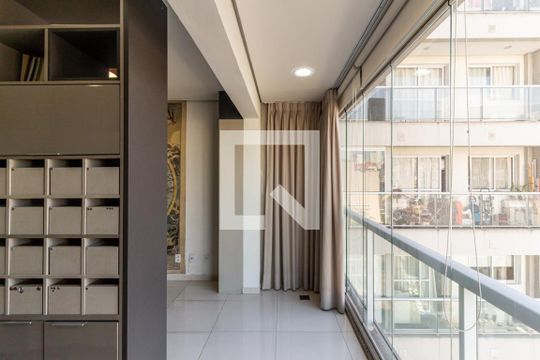 Varanda Integrada de kitnet/studio à venda com 1 quarto, 40m² em Centro, São Paulo