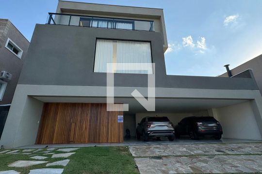 Garagem de casa de condomínio à venda com 4 quartos, 380m² em Alphaville, Santana de Parnaíba