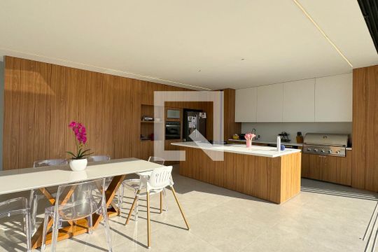 Cozinha de casa de condomínio à venda com 4 quartos, 380m² em Alphaville, Santana de Parnaíba