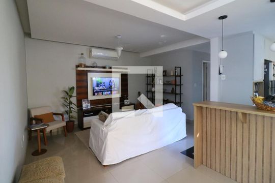 Sala de casa à venda com 2 quartos, 90m² em Jardim Guanabara, Rio de Janeiro