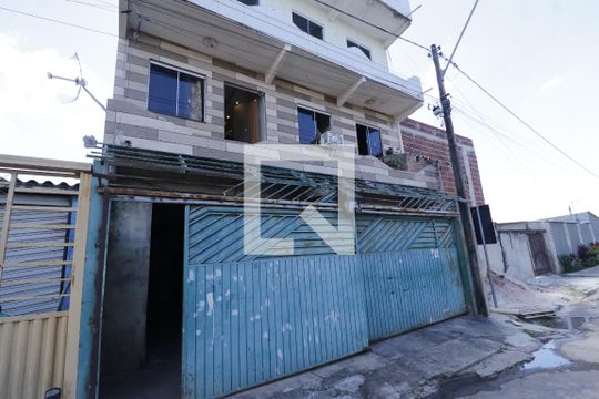 Fachada de casa para alugar com 2 quartos, 35m² em Samambaia Norte (samambaia), Brasília
