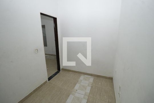Quarto 1 de casa para alugar com 2 quartos, 35m² em Samambaia Norte (samambaia), Brasília