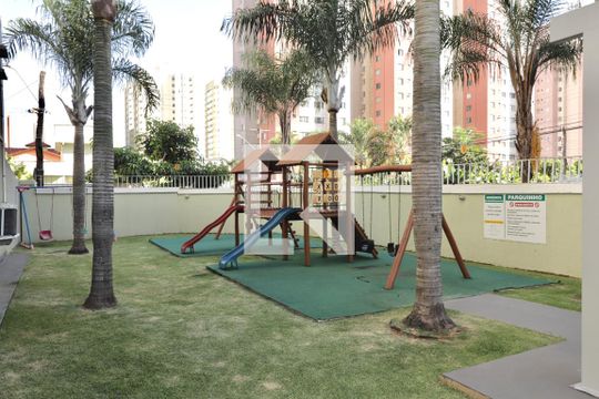 Playground de apartamento para alugar com 2 quartos, 56m² em Setor Negrão de Lima, Goiânia