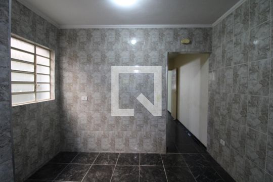 Cozinha de casa à venda com 4 quartos, 165m² em Jardim Lallo, São Paulo