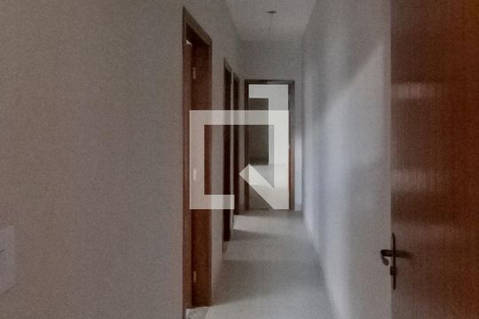 Corredor de casa à venda com 3 quartos, 180m² em Jardim Leblon, Belo Horizonte