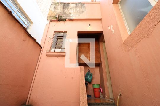 Quintal de casa à venda com 3 quartos, 200m² em Pompeia, São Paulo