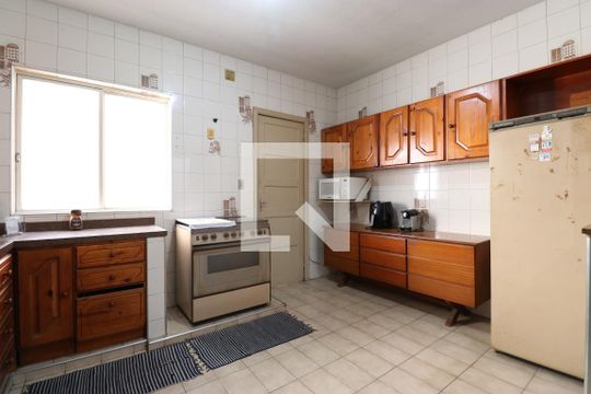 Cozinha de casa à venda com 3 quartos, 200m² em Pompeia, São Paulo