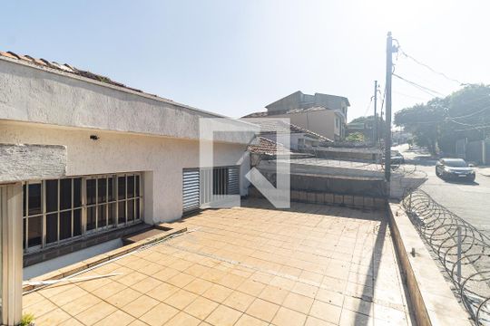 Varanda  de casa à venda com 5 quartos, 250m² em Vila Moraes, São Paulo