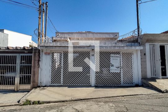 Fachada de casa à venda com 5 quartos, 250m² em Vila Moraes, São Paulo