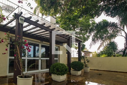 Área comum - Salão de festas de casa de condomínio à venda com 4 quartos, 243m² em Pedra Redonda, Porto Alegre