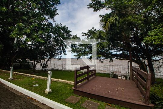 Área comum de casa de condomínio à venda com 4 quartos, 243m² em Pedra Redonda, Porto Alegre