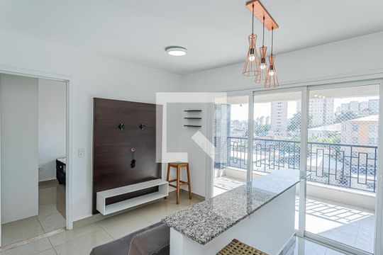 Apartamento à venda com 1 quarto, 43m² em Vila Diva, São Paulo