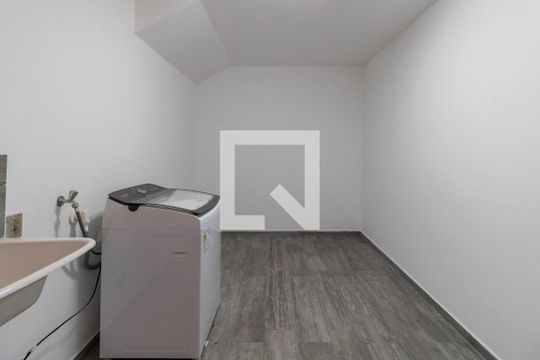 Área de Serviço de casa à venda com 4 quartos, 600m² em Jardim Leonor, São Paulo