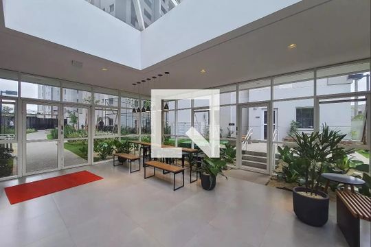 Área comum - Portaria de apartamento para alugar com 2 quartos, 36m² em Vila das Bandeiras, Guarulhos