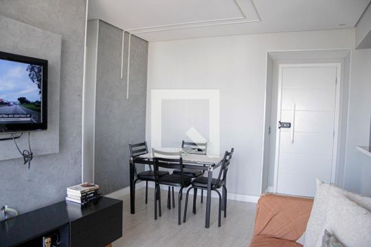 Sala de apartamento à venda com 2 quartos, 62m² em Vila Leonor, Guarulhos