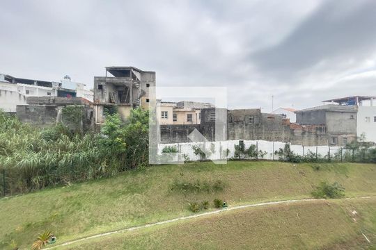 Vista Quarto 1 de apartamento à venda com 2 quartos, 45m² em Vila Norma, São Paulo