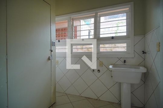 Área de Serviço de casa à venda com 4 quartos, 324m² em Boa Vista, Novo Hamburgo