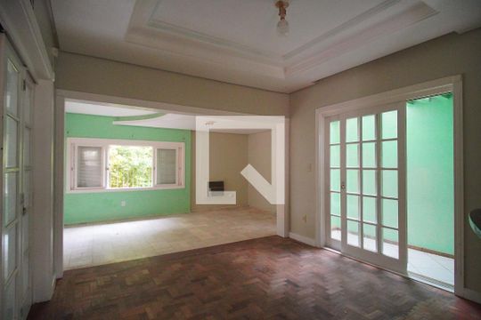 Casa à venda com 4 quartos, 324m² em Boa Vista, Novo Hamburgo