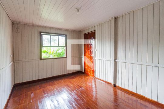 Sala de casa para alugar com 2 quartos, 72m² em Centro, Florianópolis