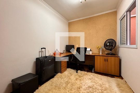 Quarto 1 de casa à venda com 4 quartos, 239m² em Vila Floresta, Santo André