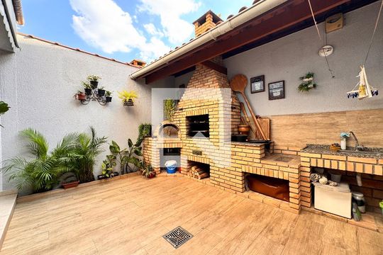 Área comum - Churrasqueira de casa à venda com 4 quartos, 239m² em Vila Floresta, Santo André