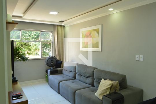 Apartamento à venda com 2 quartos, 50m² em Taquara, Rio de Janeiro