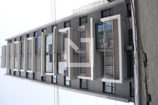 Fachada do Edifício de kitnet/studio para alugar com 1 quarto, 23m² em Pinheiros, São Paulo