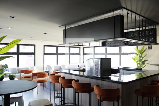 Área comum de kitnet/studio para alugar com 1 quarto, 23m² em Pinheiros, São Paulo