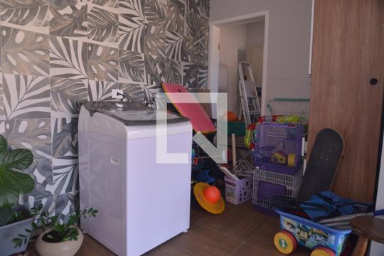 Área de Serviço de apartamento para alugar com 2 quartos, 96m² em Jardim do Estádio, Santo André