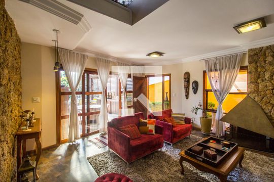 Apartamento para alugar com 3 quartos, 320m² em Alphaville, Santana de Parnaíba