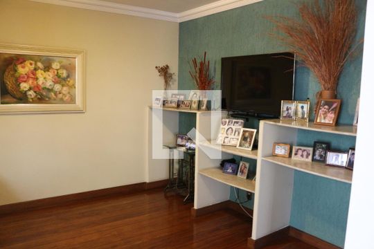 Sala de casa à venda com 4 quartos, 320m² em Jardim Riacho das Pedras, Contagem