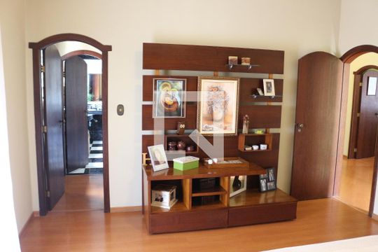 Quarto 1 de casa à venda com 4 quartos, 320m² em Jardim Riacho das Pedras, Contagem