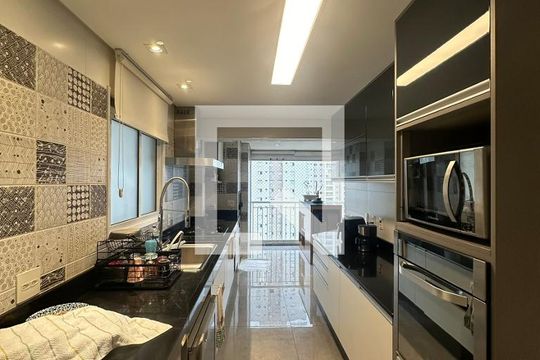 Cozinha de apartamento à venda com 3 quartos, 171m² em Jardim Arpoador, São Paulo