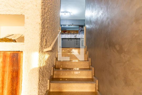Corredor para a Cozinha de casa à venda com 4 quartos, 5000m² em Vila Progresso, Niterói