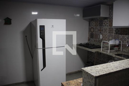 Cozinha de casa para alugar com 4 quartos, 60m² em Tropical, Contagem
