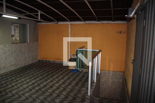 Quintal de casa para alugar com 4 quartos, 60m² em Tropical, Contagem