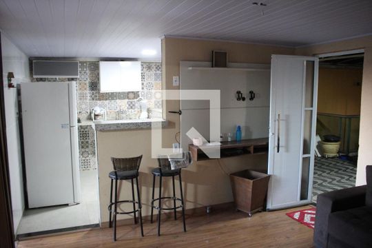 Casa para alugar com 4 quartos, 60m² em Tropical, Contagem