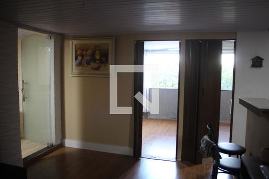 Sala  de casa para alugar com 4 quartos, 60m² em Tropical, Contagem
