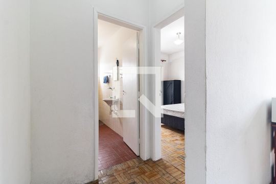 Corredor de apartamento à venda com 1 quarto, 51m² em Vila Natália, São Paulo